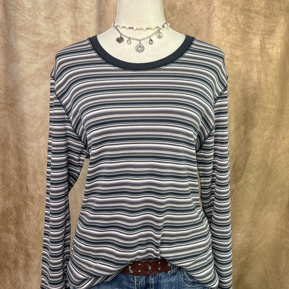 Ribbed Striped Long Sleeve Shirt Blue Gray Vintage 90s St. John's Bay Skater Y2K
